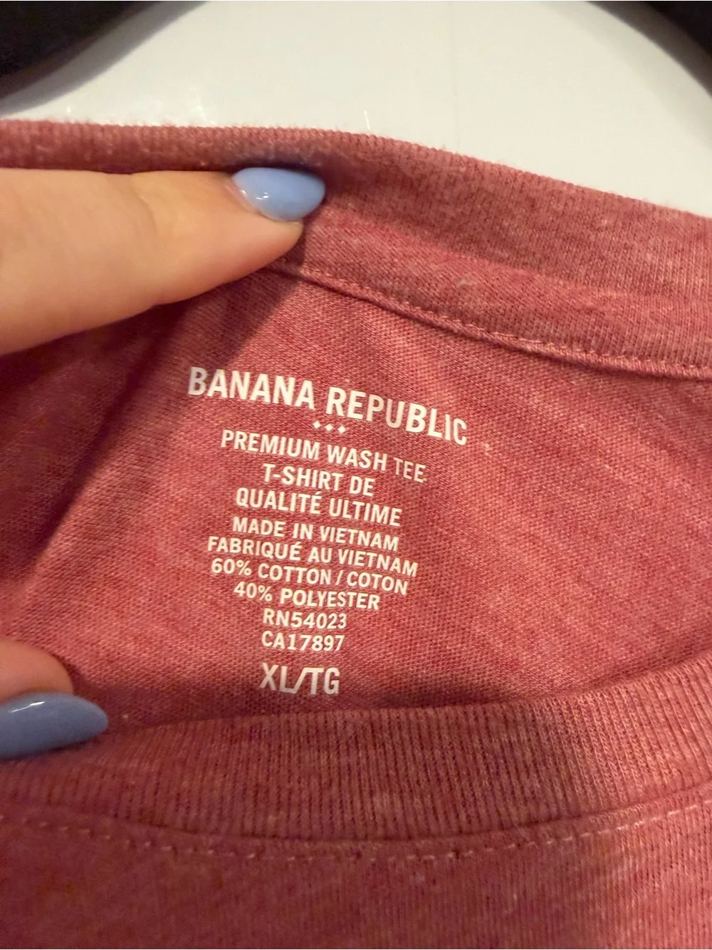 Men's Heather Red Banana Republic Crew Neck T-Shirt